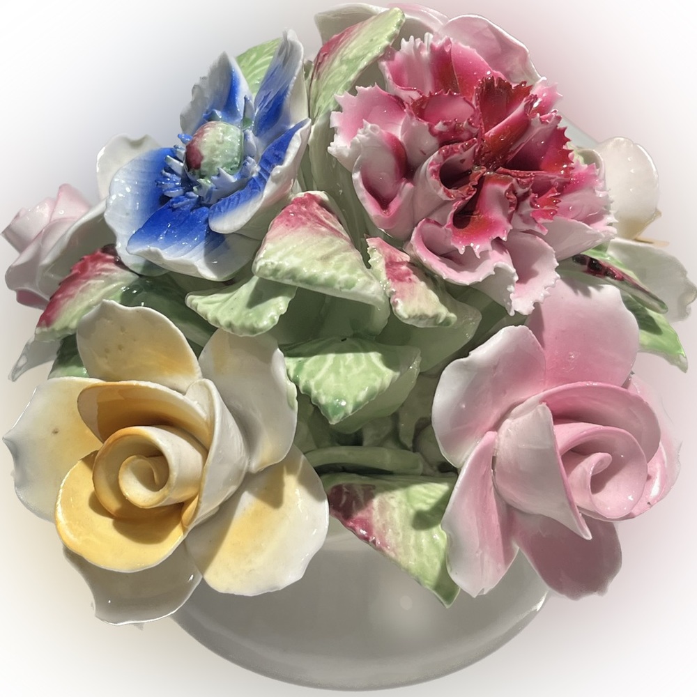 🎈2/$30 - Floral Royale Stratford Fine Bone China Floral Bouquet Bowl.